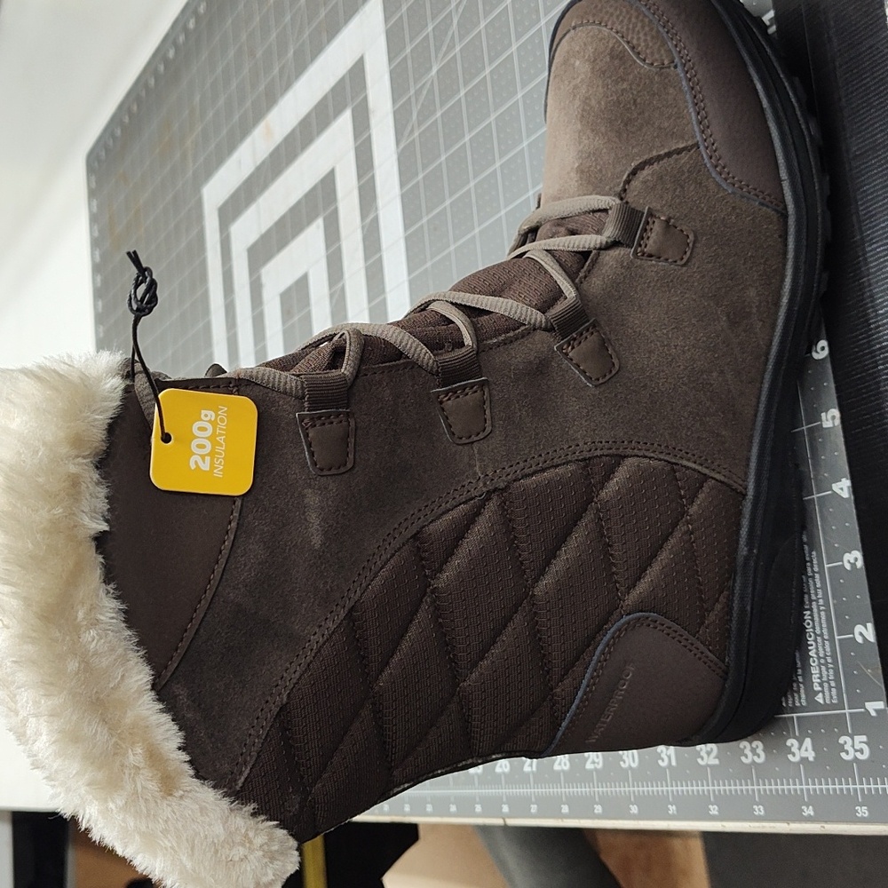 Columbia Ice Maiden II,Size 11, Brand New